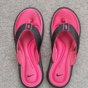 nike memory foam flip flops